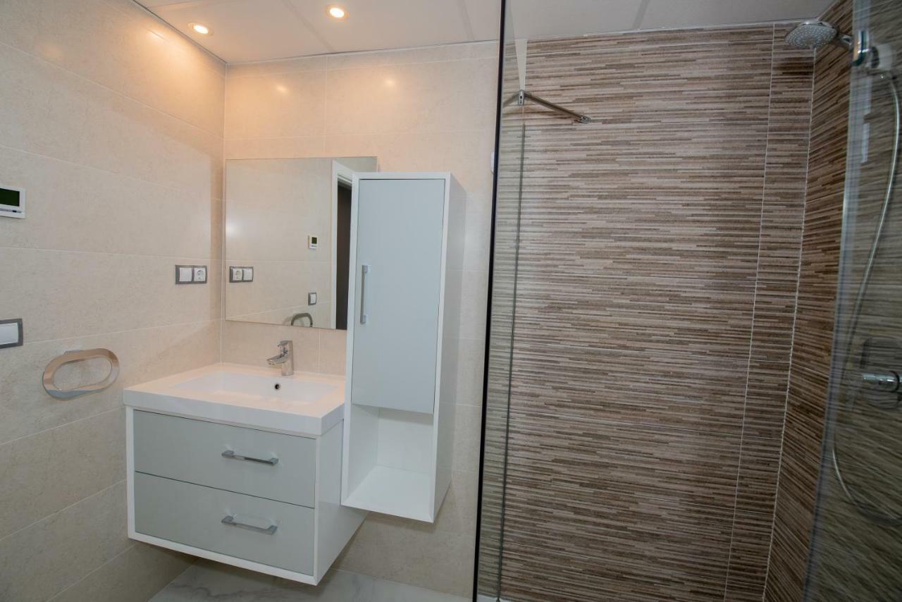Apartamento Infinity View Spain Holiday آريناليس ديل سول المظهر الخارجي الصورة
